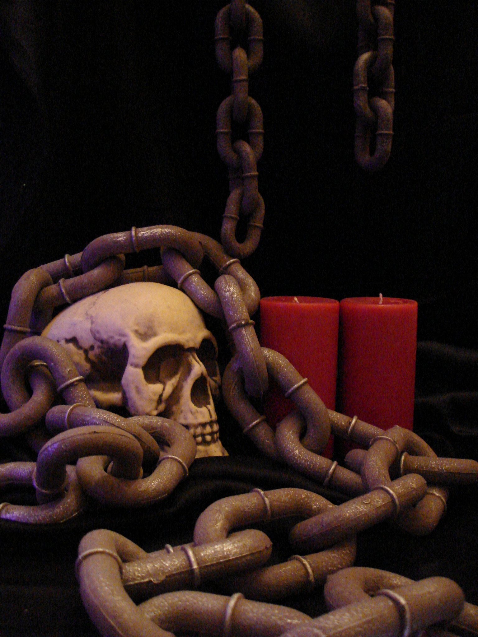 Chains & Barbed Wire